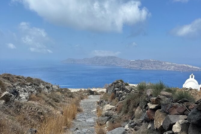 Santorini's Famous Fira to Oia Hike: A Private tour Adventure - Why the Fira-to-Oia Walk Works So Well with a Private Guide