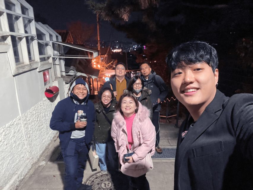 Seoul: Guided City Wall Sunset Hike with Korean Dinner - Dinner at a Local Restaurant: Korean BBQ, Kimchi Stew, and More