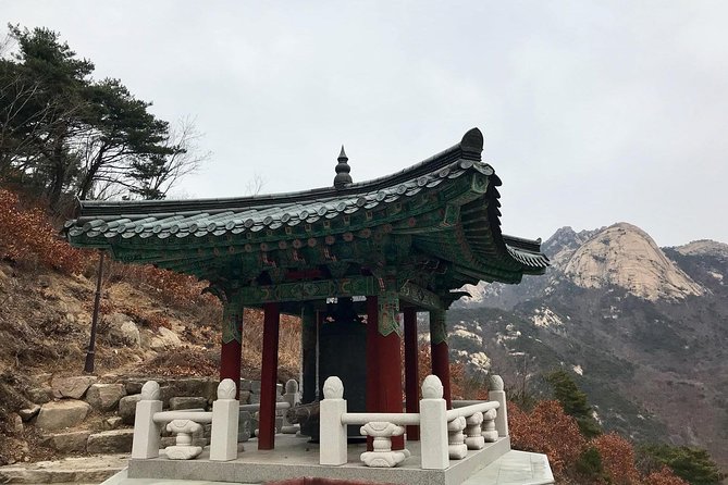 Seoul Mountain Hike: Temples, Folklore & Traditional Meal - Stretching, pacing, and how the guide keeps it comfortable
