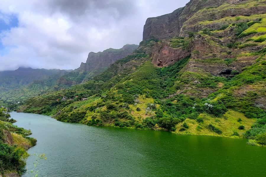 Serra Malagueta: Principal Valley Hike & Lunch with Locals - Key things you’ll notice on this hike