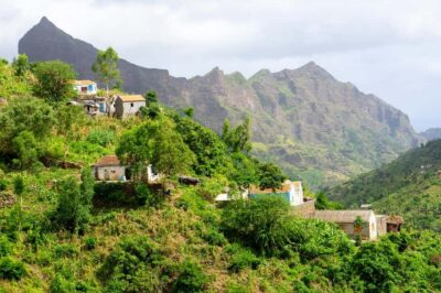 Serra Malagueta: Principal Valley Hike & Lunch with Locals - The hike route: what you walk from the park down toward the valley