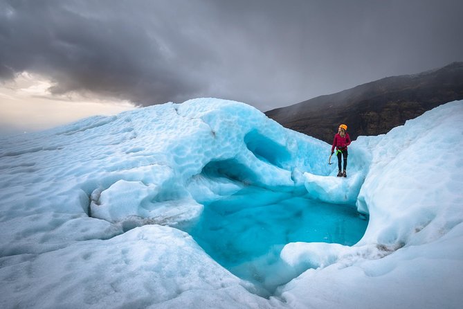 Skaftafell: 4h Small Group Glacier Hike with Guide and Transfer - The Glacier Walk Toward the Ice Fall on Falljökull