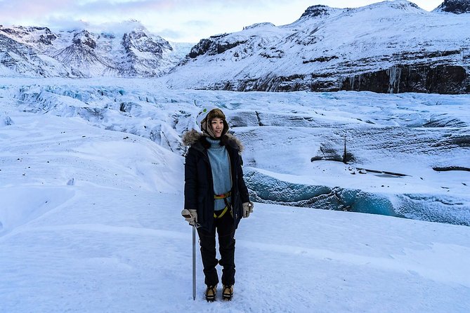 Skaftafell: Blue Ice Glacier Hike on Vatnajökull - What it’s like on Falljökull: the hike you can actually finish