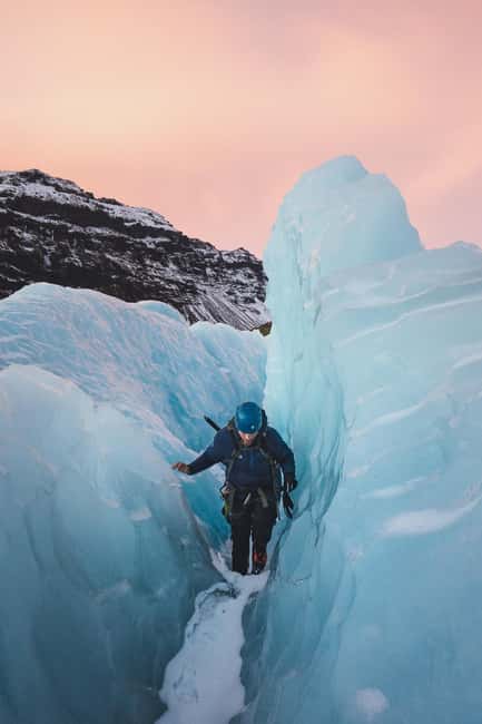 Skaftafell: Blue Ice Maze Glacier Hike on Vatnajökull - Itinerary, stop by stop: how your 4 hours actually feel