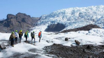 Skaftafell: Falljokull Glacier Easy Group Hike - The Tröll Bus and the approach: why the ground looks different here