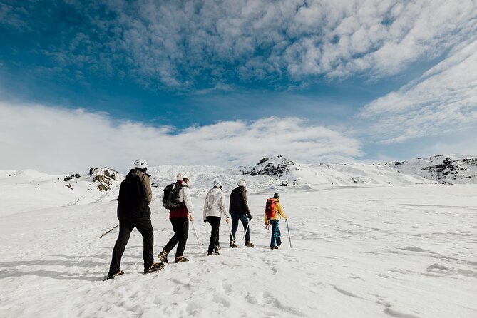 Skaftafell Glacier Hike 3-Hour Small Group Tour - Guides: the difference between “safe hike” and “great hike”