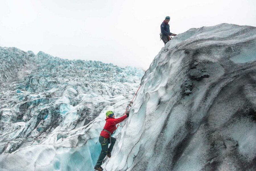 Skaftafell National Park: Falljokull Ice Climb and Hike - Your glacier gear bag: what’s actually included