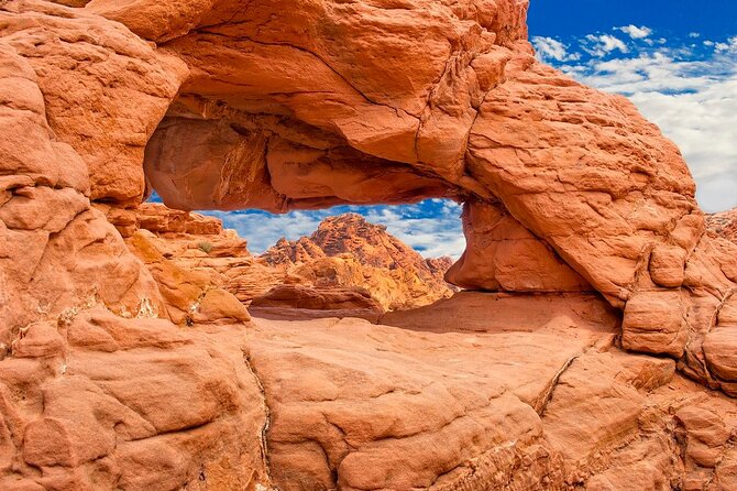 Small Group: Valley of Fire Half Day Tour from Las Vegas - Seven Sisters lunch: where the day pauses for real food