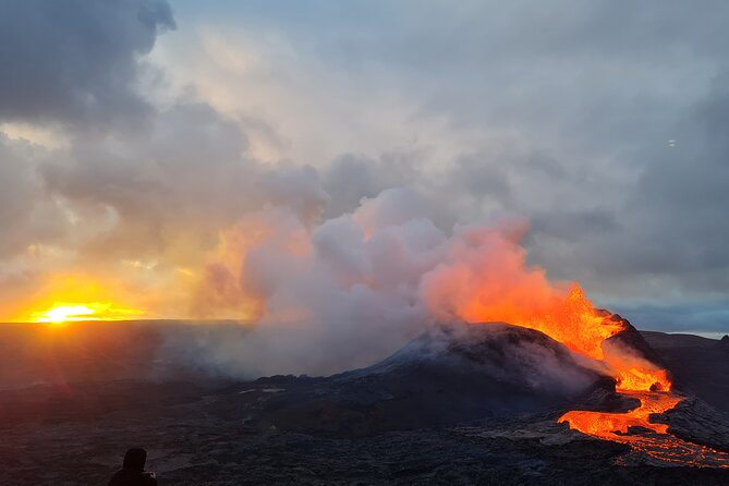 Small Group Volcano Hike with a Professional Geologist - Who this tour fits best (and who should skip it)