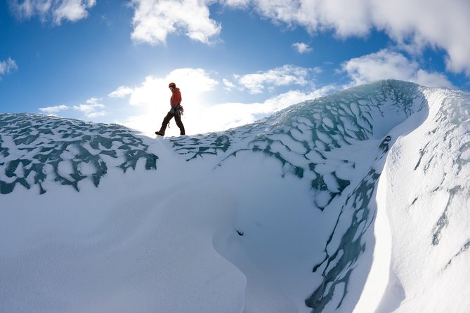 Sólheimajökull Glacier Hike - Small Group Blue Ice Adventure - The Approach: Walking Toward Blue Ice by the Glacier Lagoon