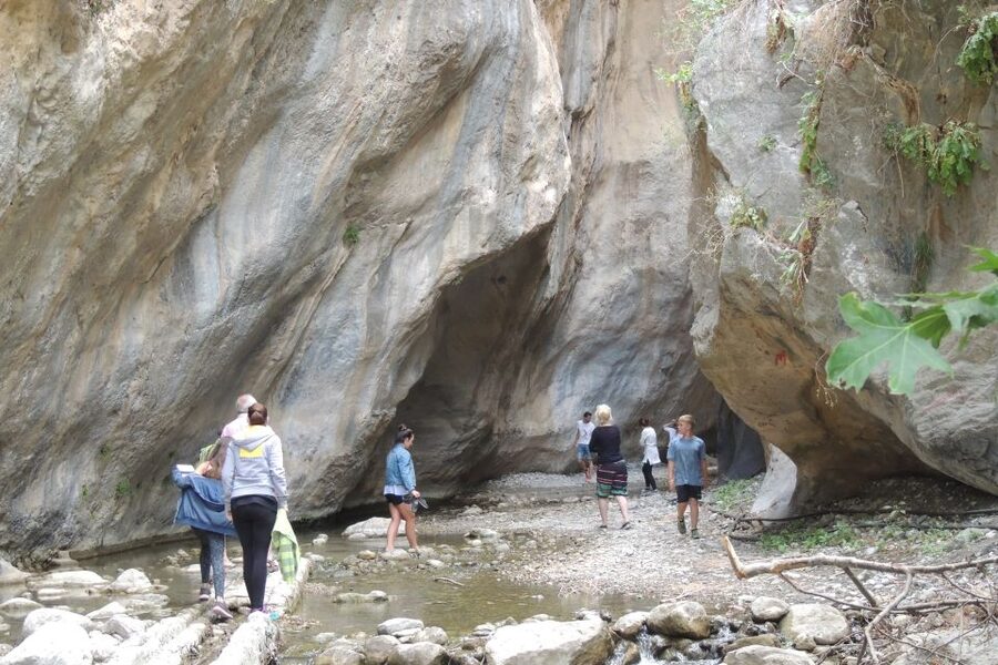 South Crete: Sarakinas Gorge Hike, Swim & Jeep Safari - Key things I’d circle before you book
