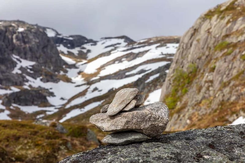 Stavanger: Kjerag Summer Hike with Packed Lunch - The 2.5-hour climb to Kjerag boulder: what it feels like