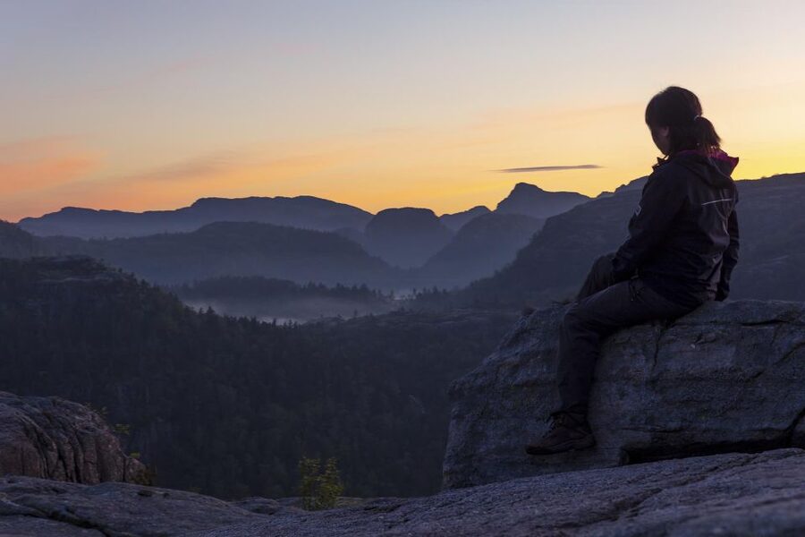 Stavanger: Preikestolen Sunrise Hike with Breakfast Buffet - Quick Hits for Your Preikestolen Sunrise Morning