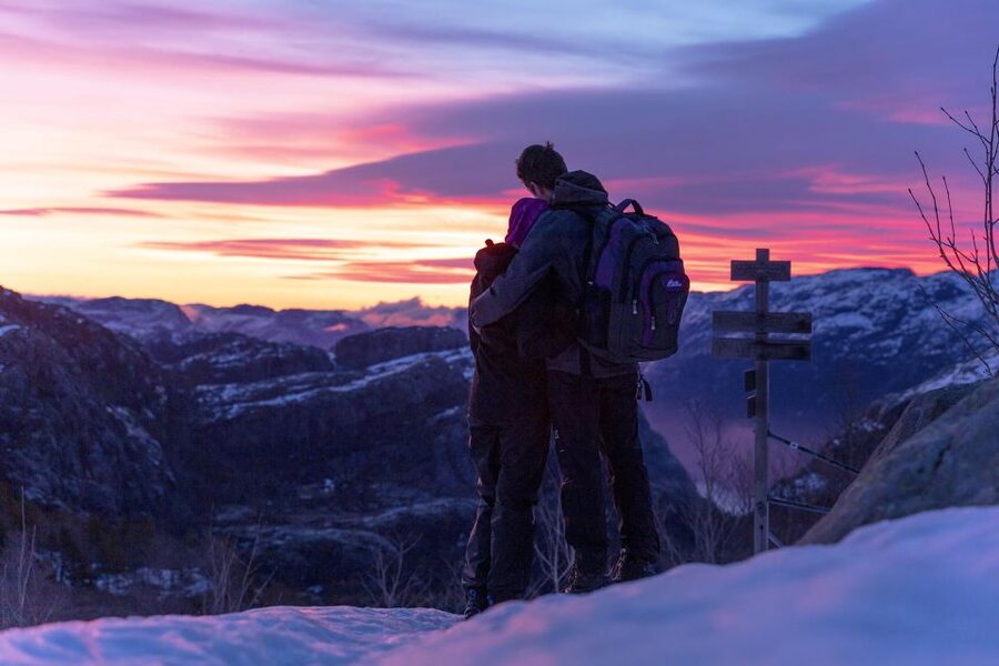 Stavanger: Preikestolen Sunrise Hike with Breakfast Buffet - What’s Included vs What You Need to Bring