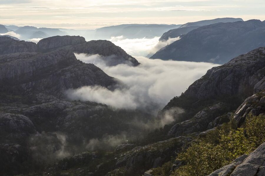 Stavanger: Preikestolen Sunrise Hike with Breakfast Buffet - The Hike Profile: 4 km Each Way and About 500 m Up