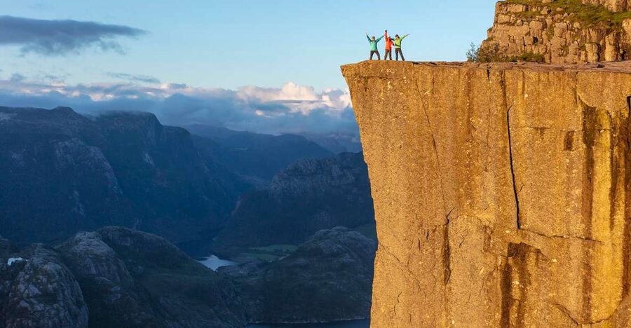 Stavanger: Preikestolen Sunrise Hike with Breakfast Buffet - The Way Back Down: Why the Second Half Matters