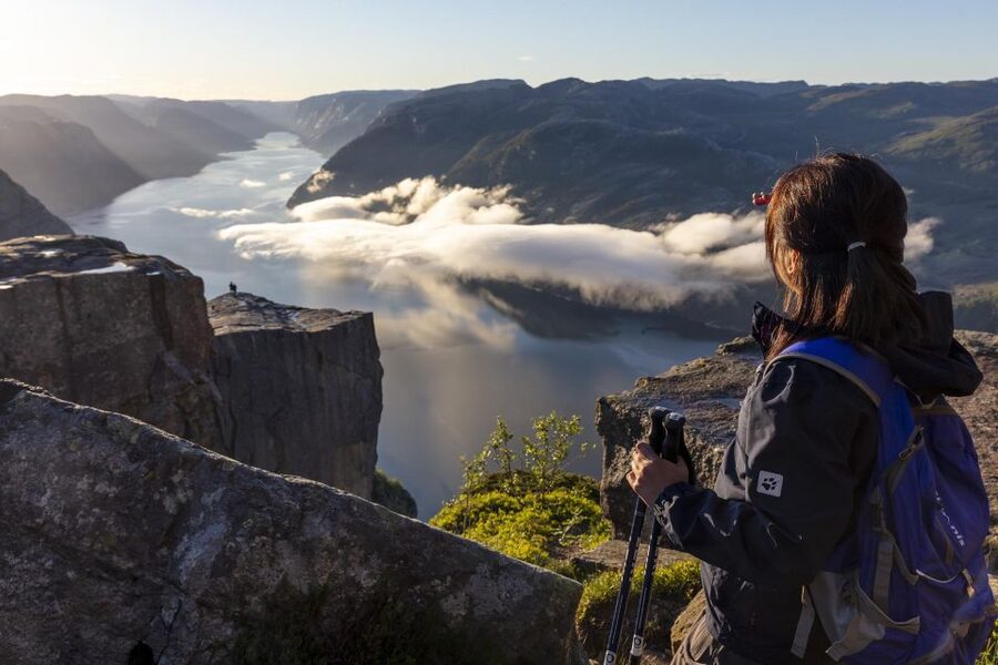 Stavanger: Preikestolen Sunrise Hike with Breakfast Buffet - Basecamp Breakfast: Warm Lodging Fuel After a Cold Start