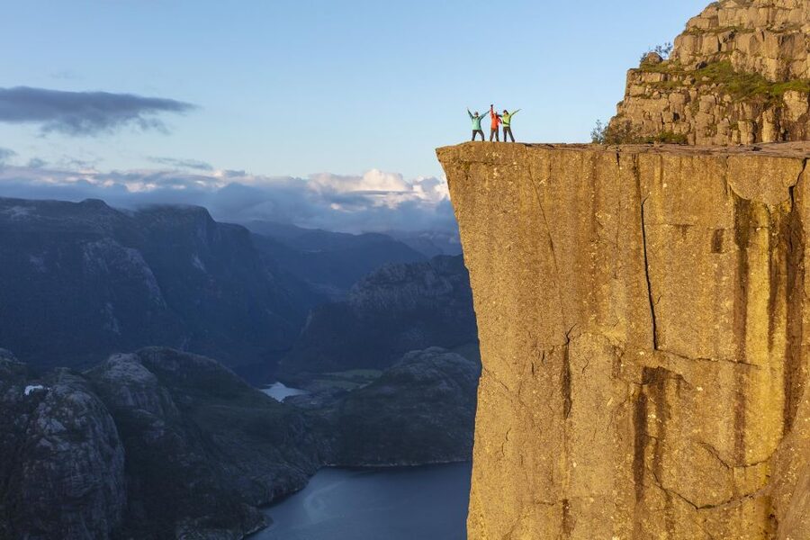 Stavanger: Preikestolen Sunrise Hike with Breakfast Buffet - Guide Power: Local Know-How and Real People (Like Stephan, Erlend, Alan)