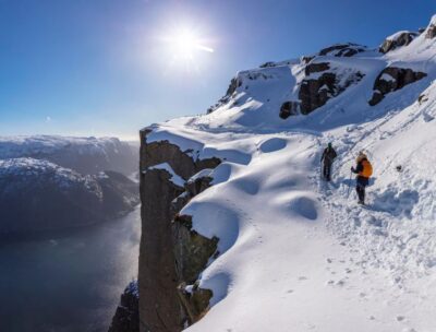 Stavanger: Preikestolen Winter Hike + Hot Lunch - Stavanger Pickup to Trailhead: Less Waiting, More Walking Time