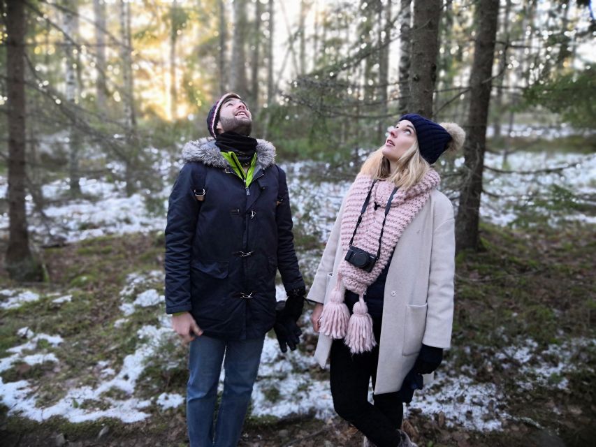 Stockholm: Nature Hike with Campfire Lunch - Around noon: campfire lunch that actually warms you up