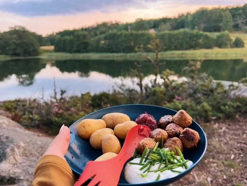 Stockholm: Sunset Hike in Tyresta National Park with Meal - Price and Value for a 4.5-Hour Guided Nature Evening