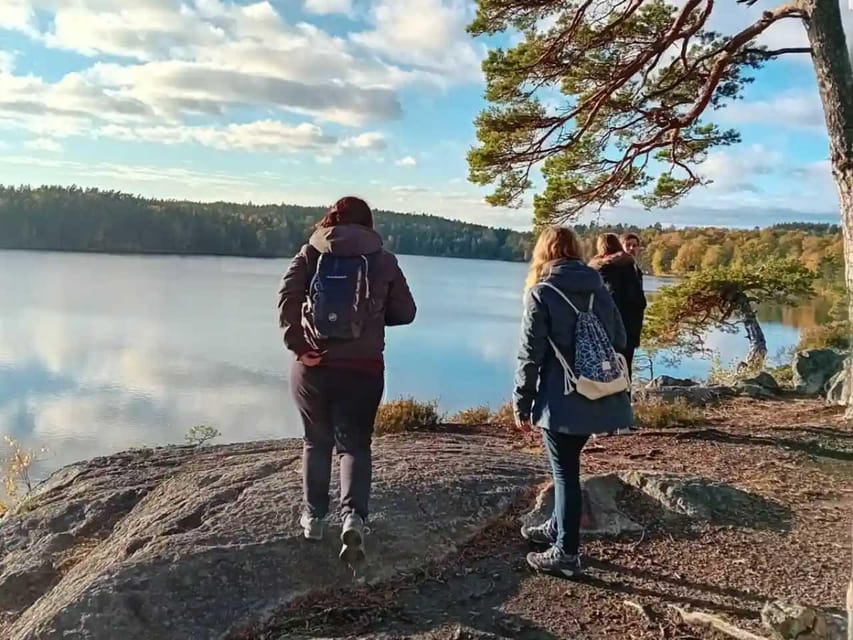 Stockholm: Sunset Hike in Tyresta National Park with Meal - What to Bring (And What People Forget)