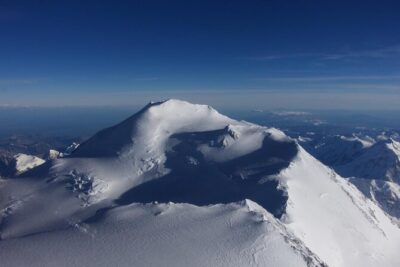 Summit Flight Tour - Pilot Narration Isn’t Extra. It’s the Point.