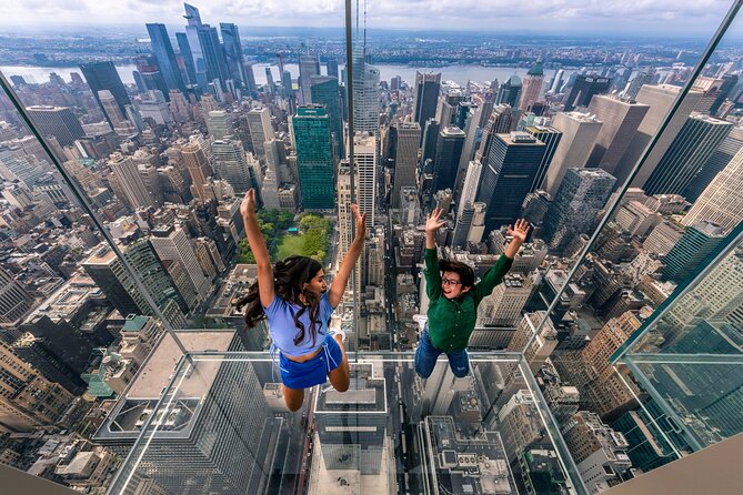 SUMMIT One Vanderbilt Experience Ticket - Balloon room vibes and interactive photo energy
