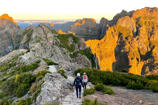 Sunrise Transfer To Pico Do Arieiro, Hike To Pico Ruivo & Return From Teixeira - Sunrise timing at Pico do Arieiro: the clock matters