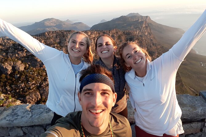 Table Mountain Hike with an Expert Guide - Fynbos Belt Lessons: What You Learn Between Viewpoints