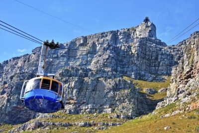 Table Mountain Private Hike Tour of Kasteelpoort Route from Cape Town - Private guide energy: why “dedicated” changes everything