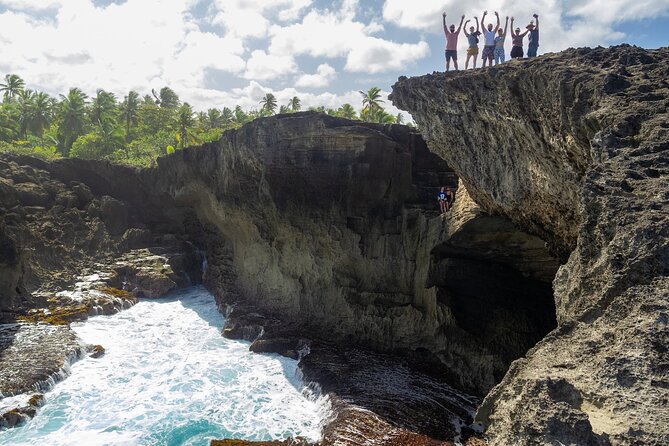 Taino Indian Cave, Arecibo Hike and Beach Tour from San Juan - La Poza del Obizpo Beach Stop: Warm, Clear Water and a Much-Needed Reset