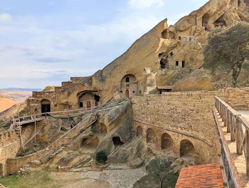 Tbilisi: Real Adventure – Gareja & Rainbow Desert 4x4 + Hike - Udabno lunch stop and the Udabno monastery closure reality