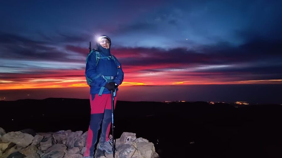 Tenerife: Teide Night Hike to Watch Sunrise and Shadow - Cable car descent and why timing still matters