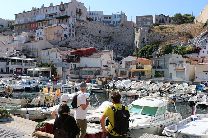 The Urban Hike of Marseille - Start at the Old Port: how Marseille’s “DNA” gets explained