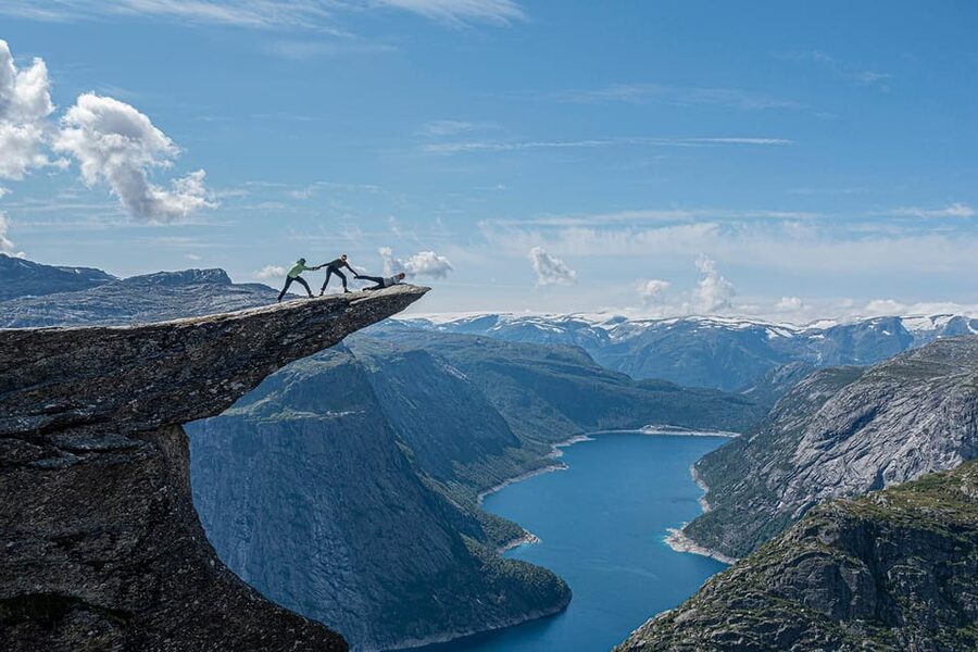 Trolltunga: Trolltunga Summer Hike - Getting to Skjeggedal and the P2 to P3 Shuttle Reality