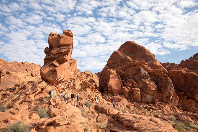 Valley of Fire Guided Hike from Las Vegas - How good is $128.99 for this 5-hour guided hike?