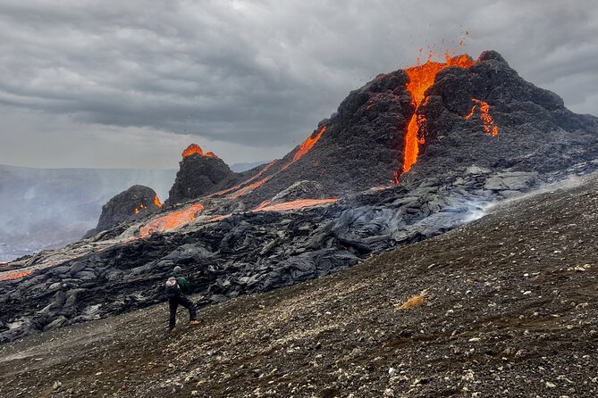 Volcano Hike and Grindavík Visit from Reykjavik - How guides turn raw geology into a story you can repeat
