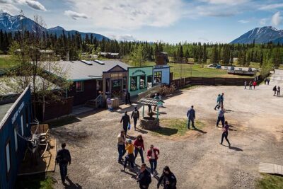 Wild Adventure Yukon Tour into Canada including City and Summit - Meeting your van: pickup at the ship’s dock (and why it matters)