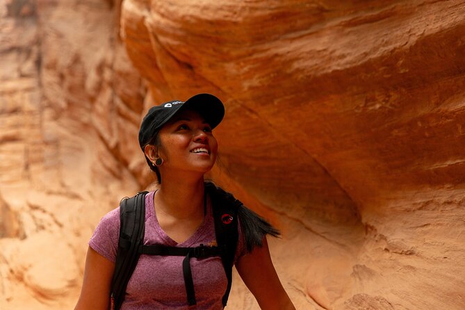 Zion Full Day Private Tour & Hike - Stop-by-Stop: Riverside Walk, Narrows, Emerald Pools, and More